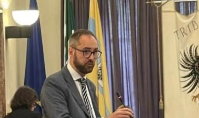 moranduzzo Devid Moranduzzo durante un intervento nella sala del Consiglio provinciale